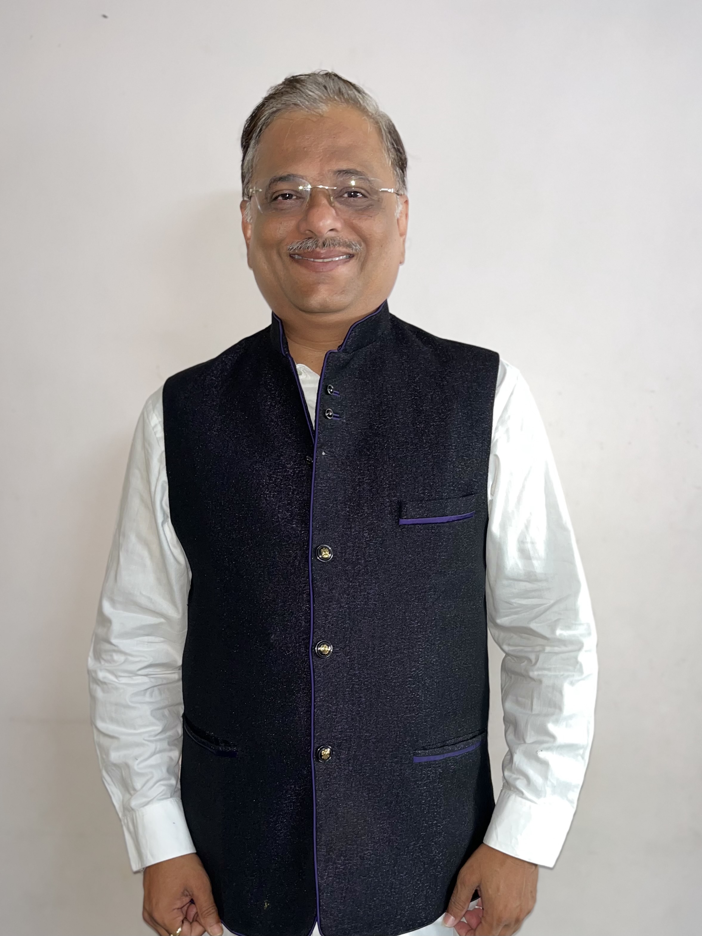 Dr. Umesh Mundlye